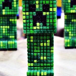 Alternative view of Πασχαλινή λαμπάδα Minecraft 3D πράσινος